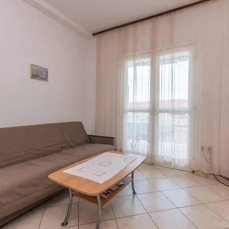 Neptun Apartment *